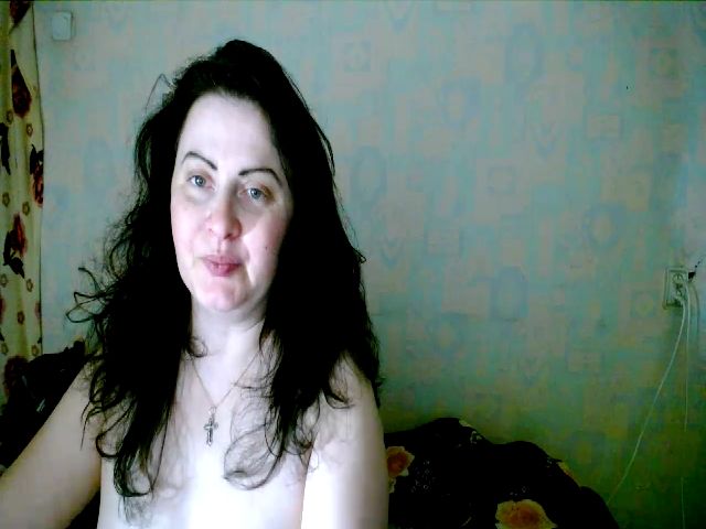 Live sex webcam photo for Alice2005 #273507218