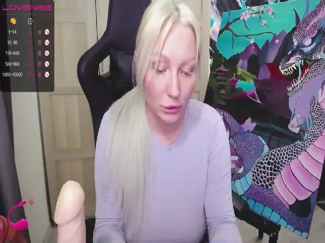 Live sex webcam photo for AliceDreamm #273419299