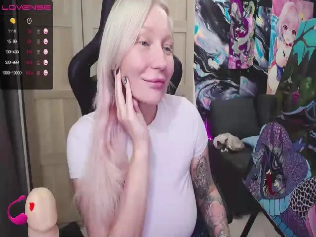 Live sex webcam photo for AliceDreamm #273646779
