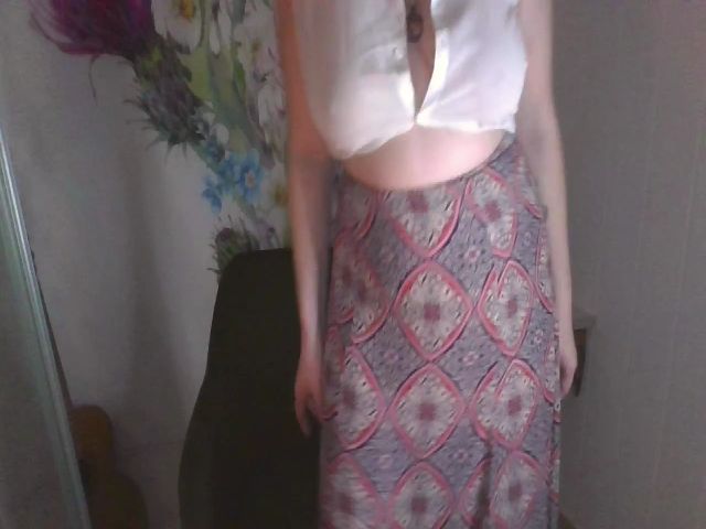 Live sex webcam photo for AliceMood #272072975