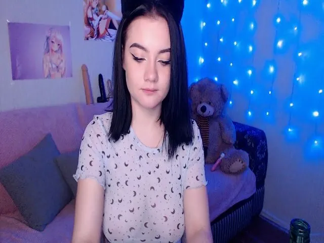 Live sex webcam photo for AliceOk #273130879