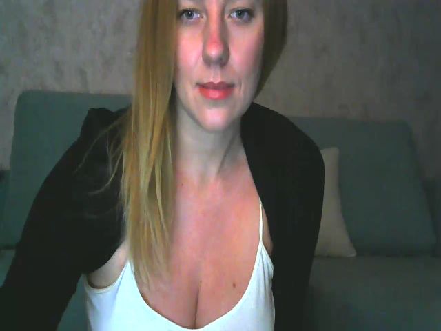 Live sex webcam photo for AliceWinA #272793627