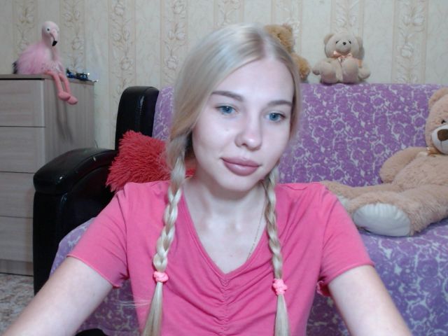 Live sex webcam photo for AliceWonderss #274627003