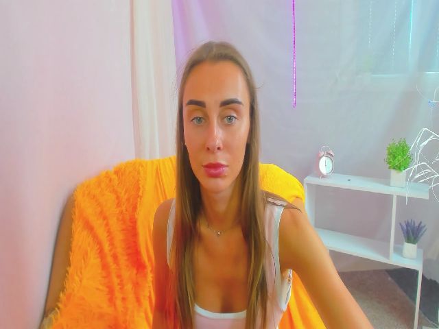 Live sex webcam photo for Alice_Gray_ #274196459