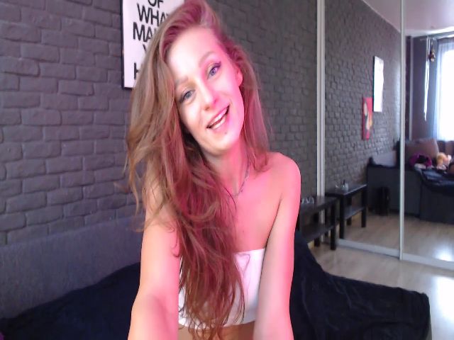 Live sex webcam photo for Alice_Ulike #272525042