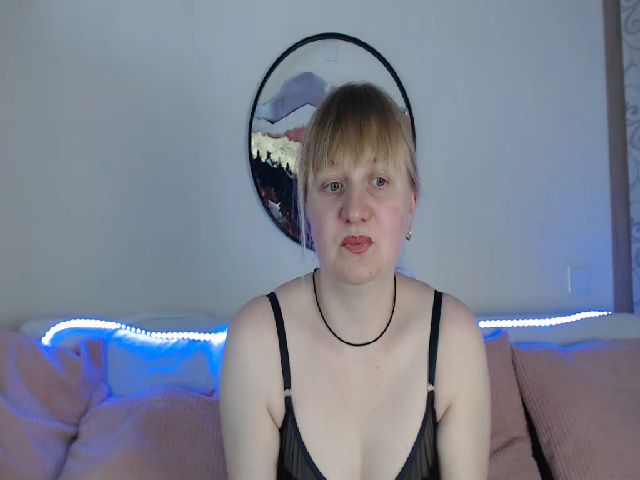 Live sex webcam photo for Alice_Wils0n #271871157