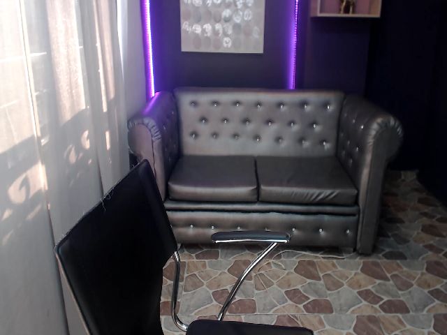 Live sex webcam photo for Alice_buffy #271979753