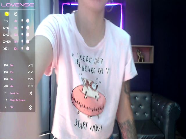 Live sex webcam photo for Alice_buffy #272133402