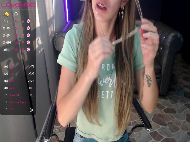 Live sex webcam photo for Alice_buffy #272227296