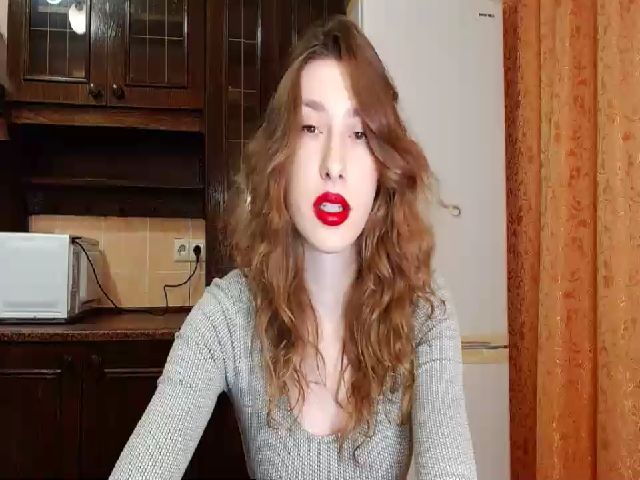 Live sex webcam photo for Alice_one #272101377