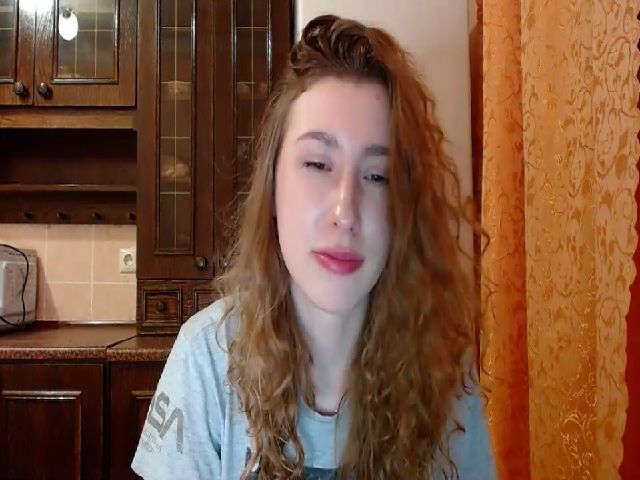 Live sex webcam photo for Alice_one #273715397