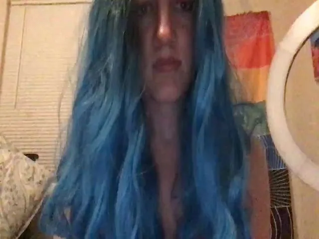 Live sex webcam photo for Aliceblondee #273114023