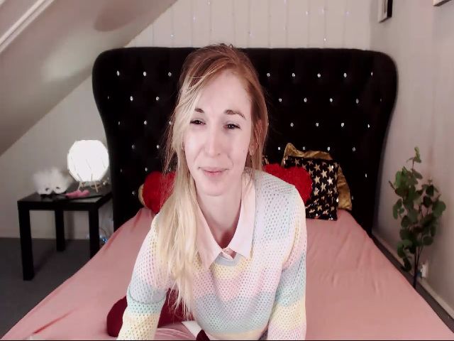 Live sex webcam photo for Alielli #272693352