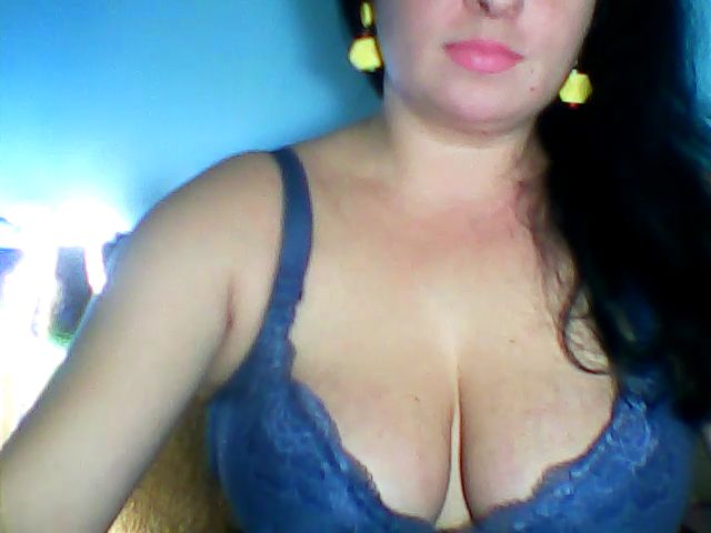 Live sex webcam photo for AliseCandy #271855256