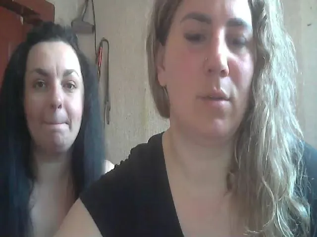 Live sex webcam photo for AliseCandy #272850957