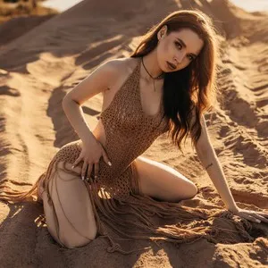 Live sex webcam photo for Aliseys #278188053