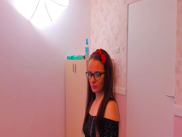 Live sex webcam photo for AlishaPacari #272504188