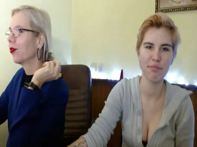 Live sex webcam photo for Alisia_Orion #271909903