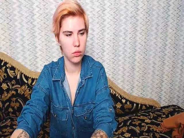 Live sex webcam photo for Alisia_Orion #272053262