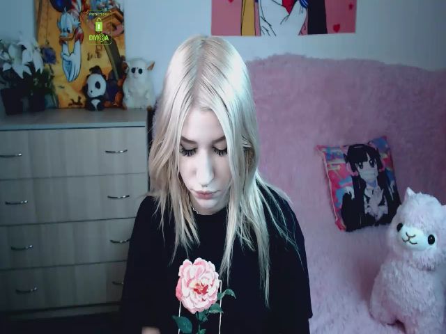 Live sex webcam photo for Alison_Moonli #272880043