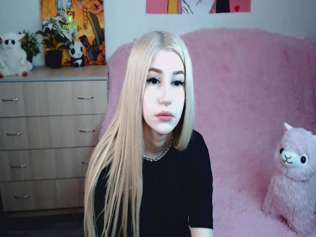 Live sex webcam photo for Alison_Moonli #273045625