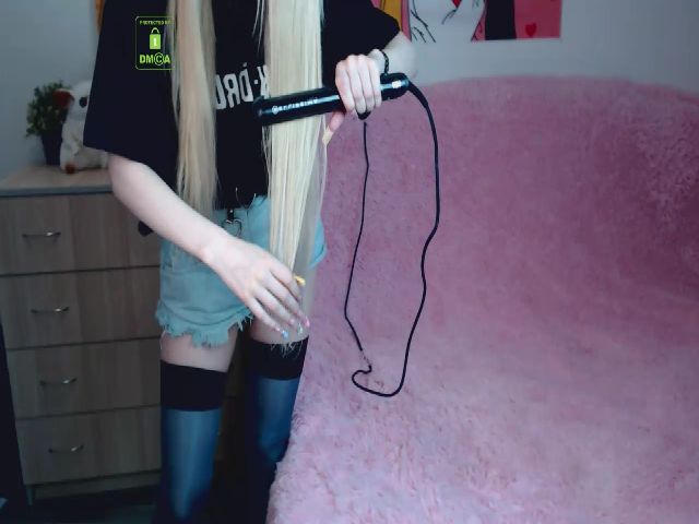 Live sex webcam photo for Alison_Moonli #273102342