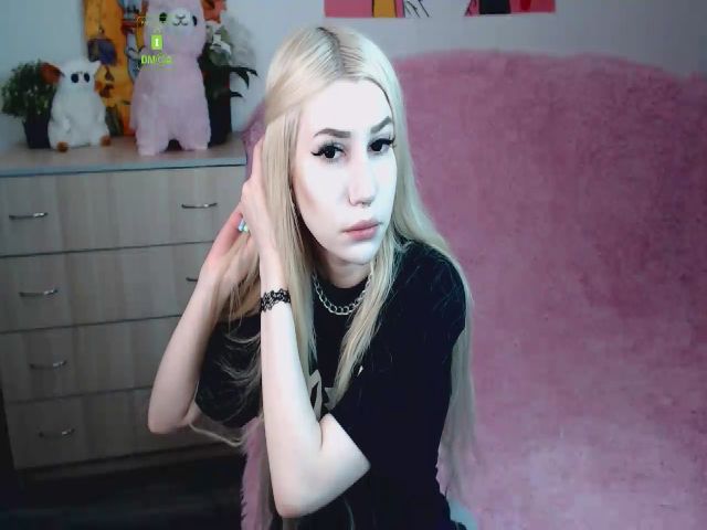 Live sex webcam photo for Alison_Moonli #273110751