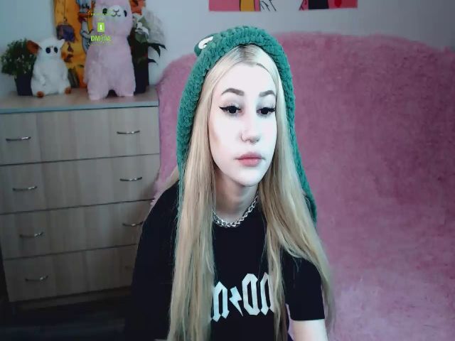Live sex webcam photo for Alison_Moonli #273110827