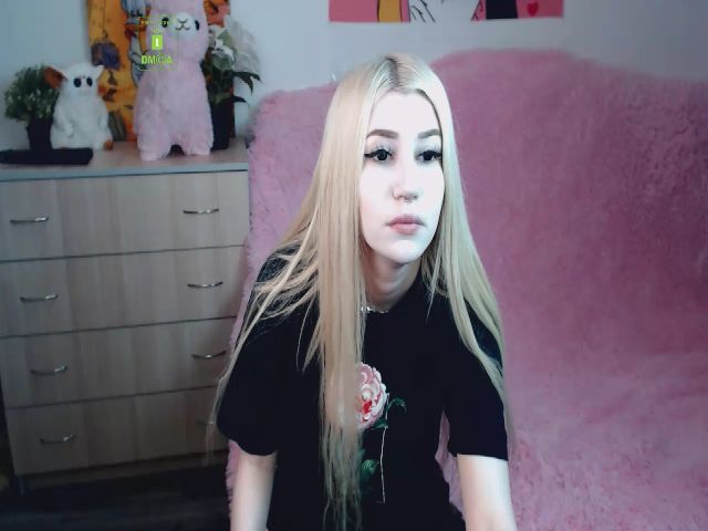 Live sex webcam photo for Alison_Moonli #273123407