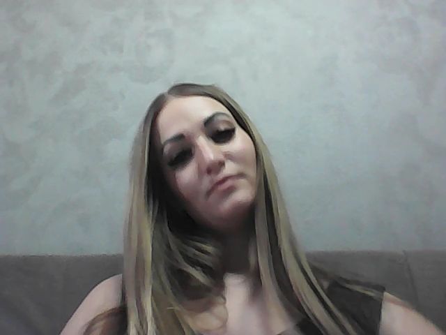 Live sex webcam photo for AlissaFoxy #272829883