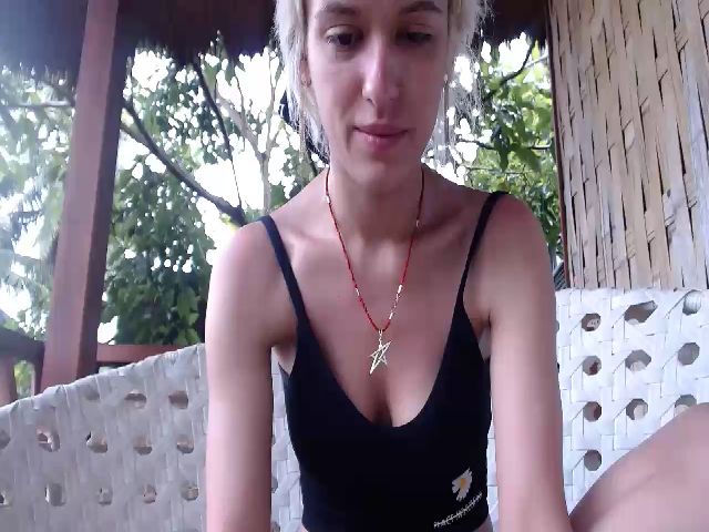 Live sex webcam photo for AlittleEmily #272495332