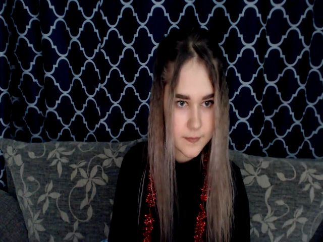 Live sex webcam photo for Allimika #271919724