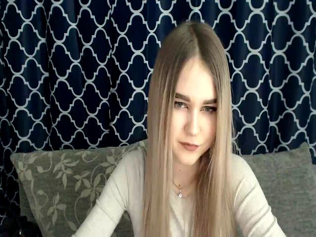 Live sex webcam photo for Allimika #272146982