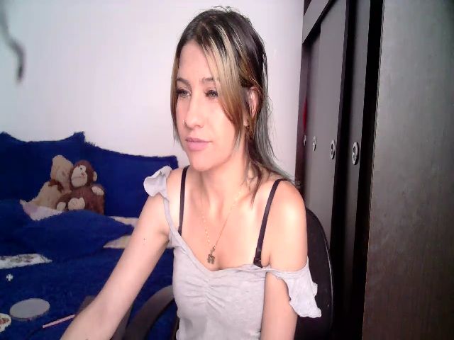 Live sex webcam photo for Allison_Brens #272553886