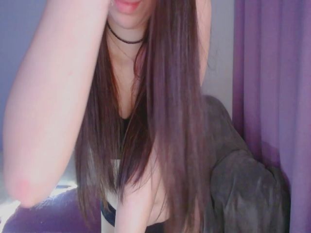 Live sex webcam photo for AmandaBrown #271951281