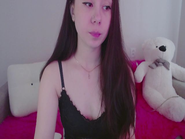 Live sex webcam photo for AmandaBrown #272763239