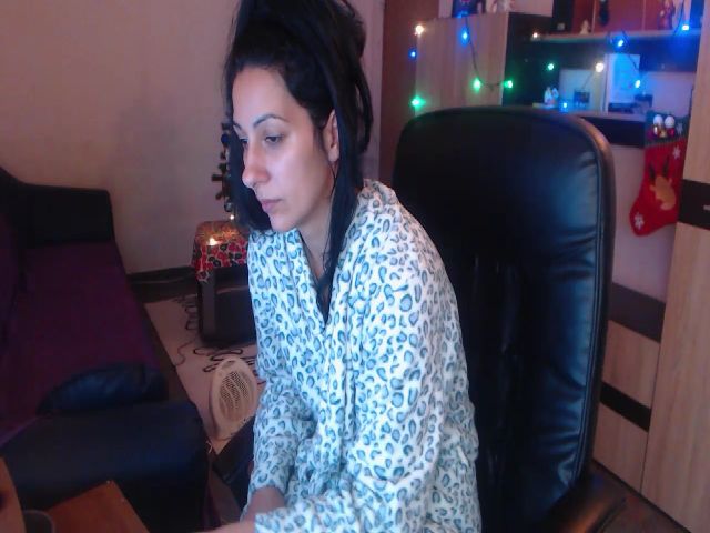 Live sex webcam photo for AmazinErika #271901156