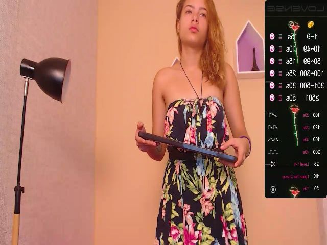 Live sex webcam photo for AmberOwens #272566307