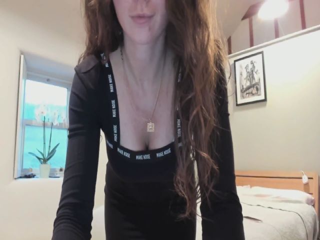 Live sex webcam photo for Amber_Fry #274669437