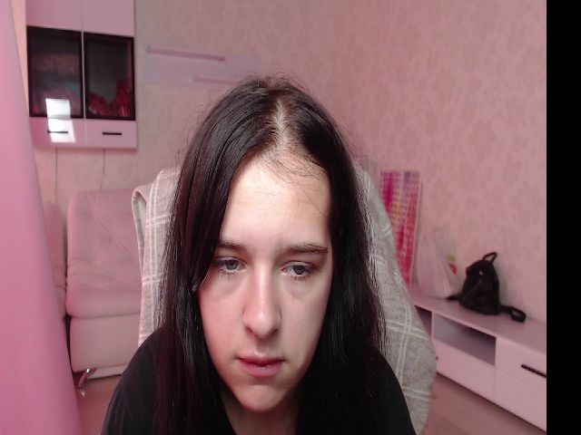 Live sex webcam photo for Amelia_love9 #274383075