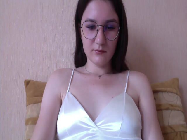 Live sex webcam photo for AmiaMilley #274019491