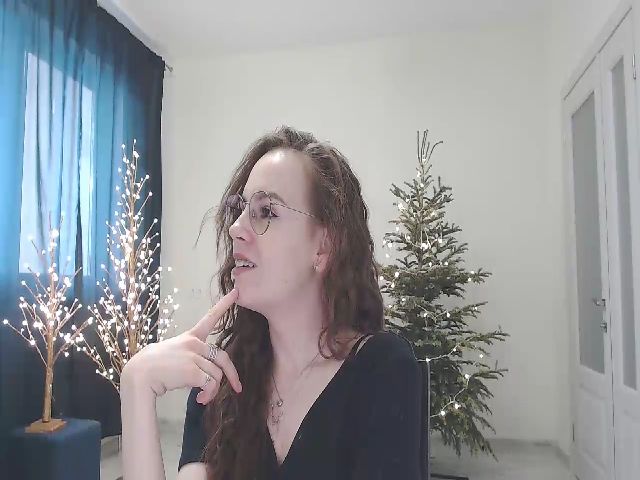 Live sex webcam photo for Ammeliy #271930863