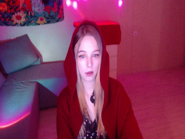 Live sex webcam photo for AmyLime #271772309