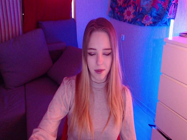 Live sex webcam photo for AmyLime #272732595