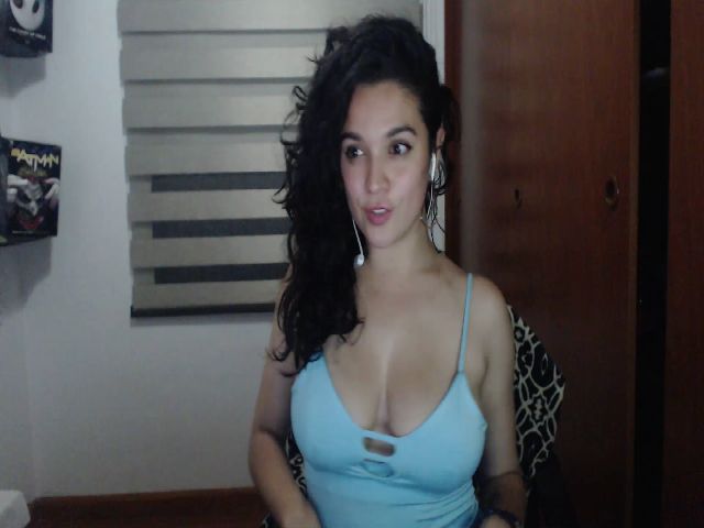 Live sex webcam photo for AmyMoore_1 #273008001