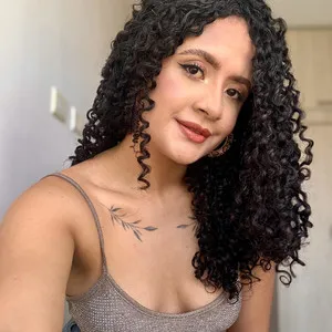 Live sex webcam photo for Amy_love69 #292761601