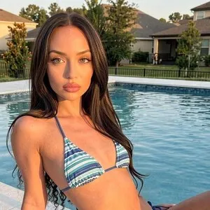 Live sex webcam photo for AnaFoxx #293939282