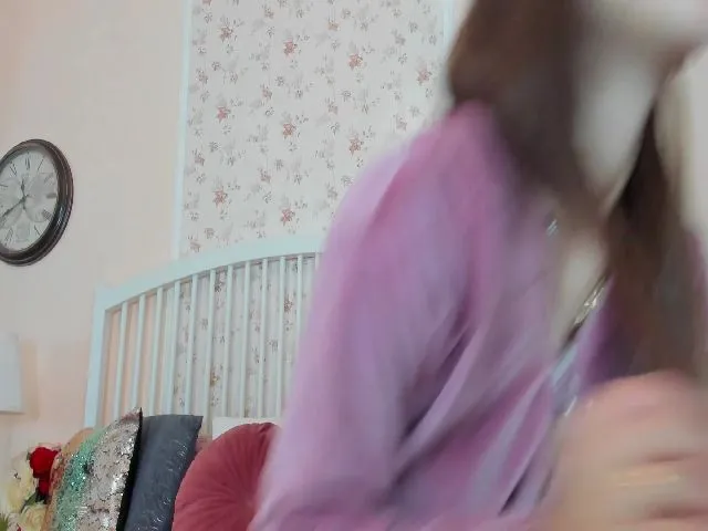 Live sex webcam photo for AnaMorgpie #272836902