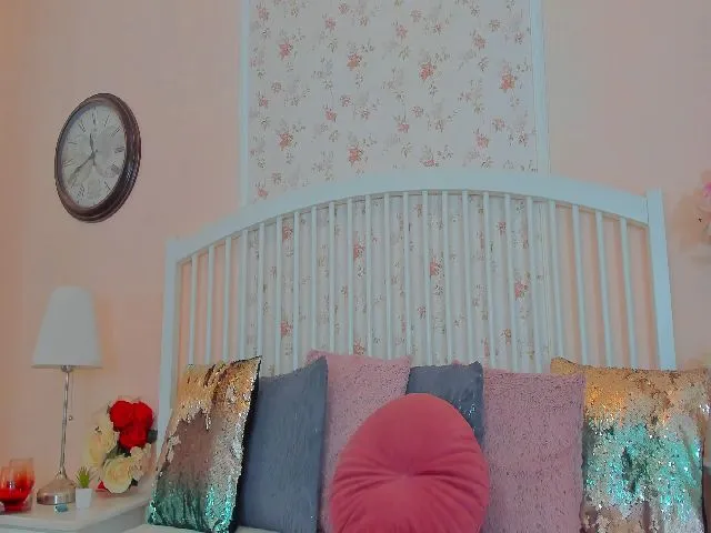 Live sex webcam photo for AnaMorgpie #272848780