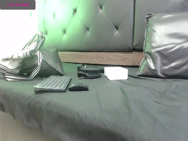 Live sex webcam photo for AnaSaenz #272899331